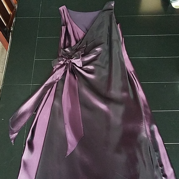 Sleeveless Purple dress - Picture 5 of 7